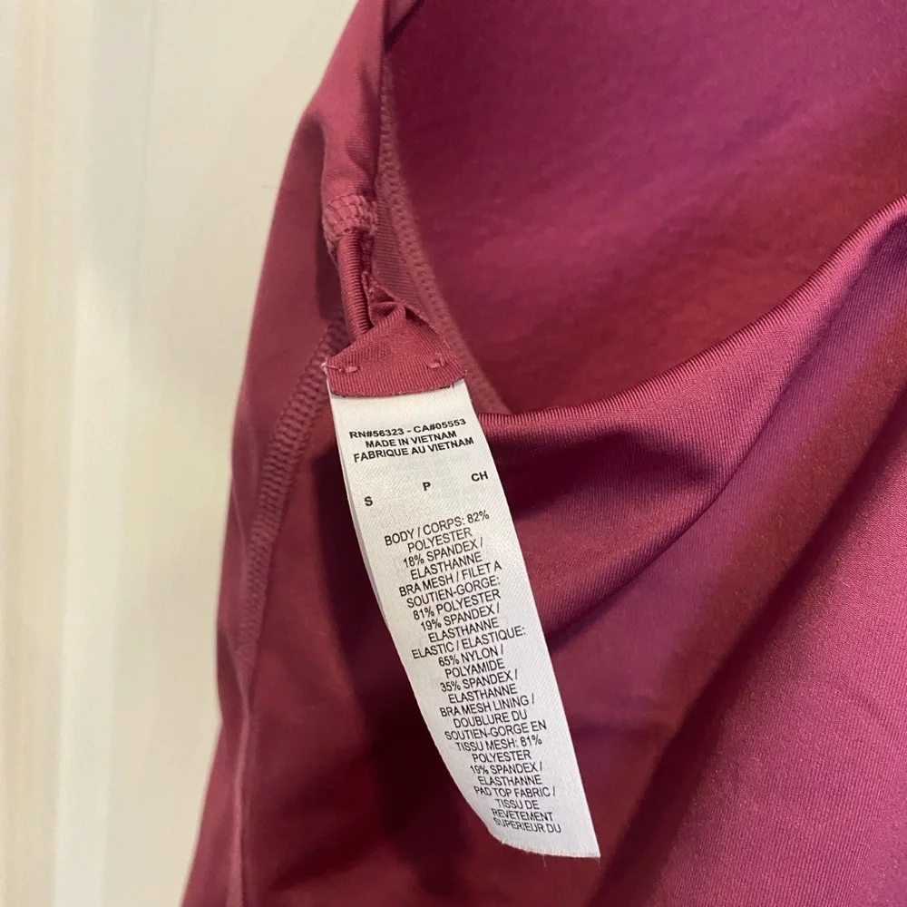 Nike Raspberry Tank Top - Picture 3 of 3